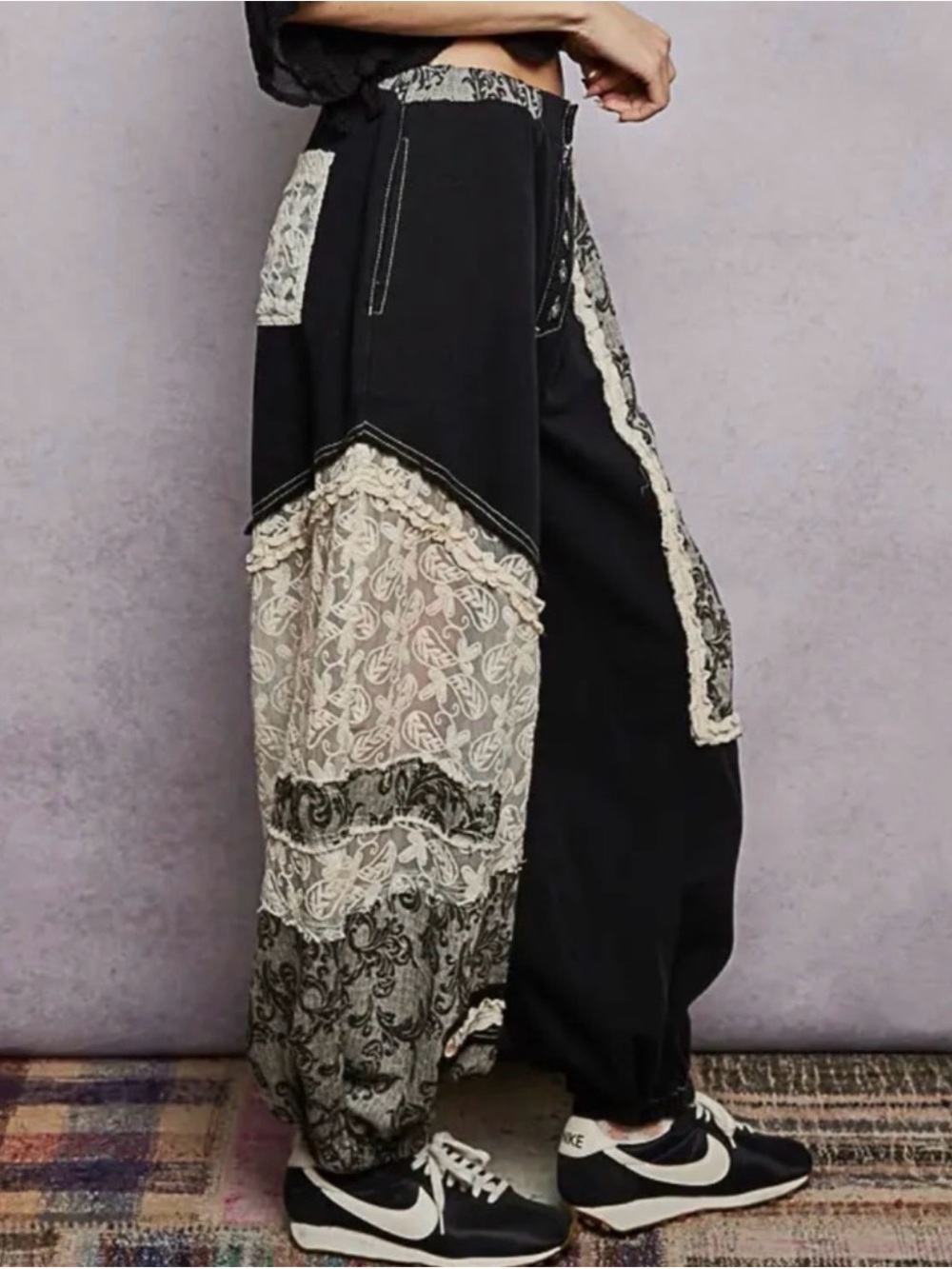 NWOT POL PATCHWORK BOHEMIAN PANTS. Size Large. - Picture 6 of 12